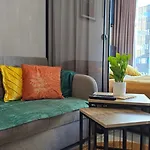 J&m Global Premium 21st Floor Skyline Apartman