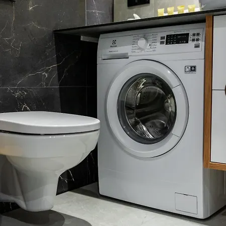 J&m Global Premium 21st Floor Skyline Apartament