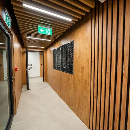 J&m Global Premium 21st Floor Skyline