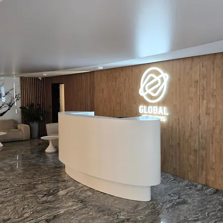 J&m Global Premium 21st Floor Skyline Apartament Katowice