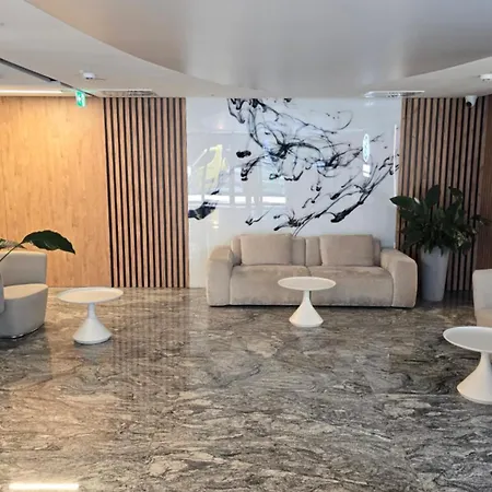 J&m Global Premium 21st Floor Skyline * カトヴィツェ